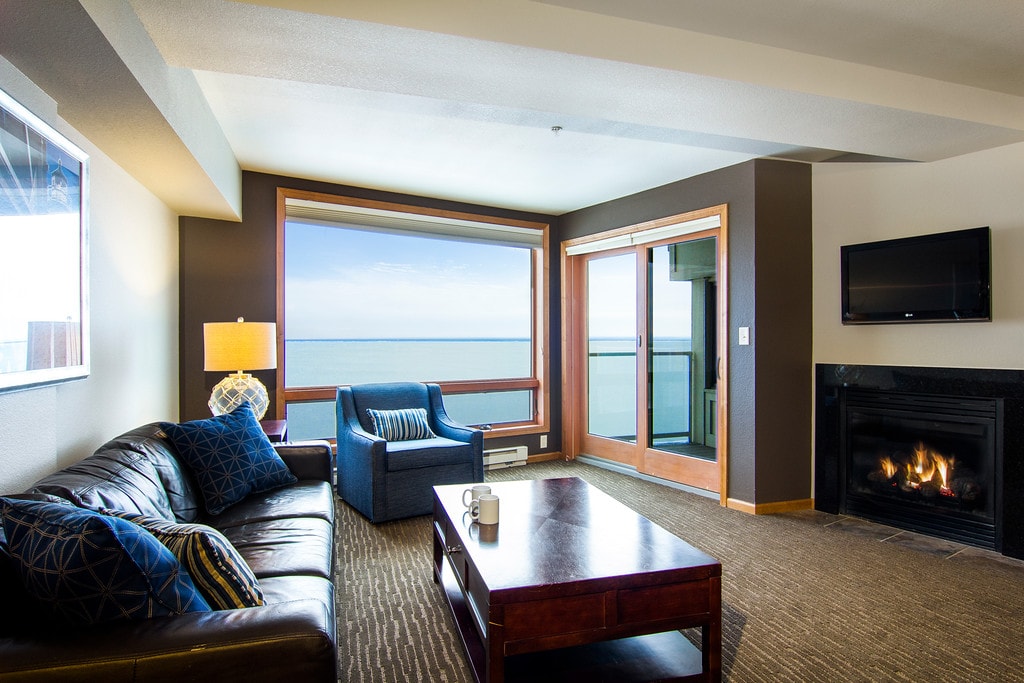 2 Bedroom Condo Beacon Pointe Duluth Lakeview Hotel On