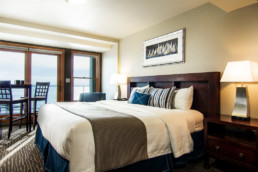 lakeside suite bed